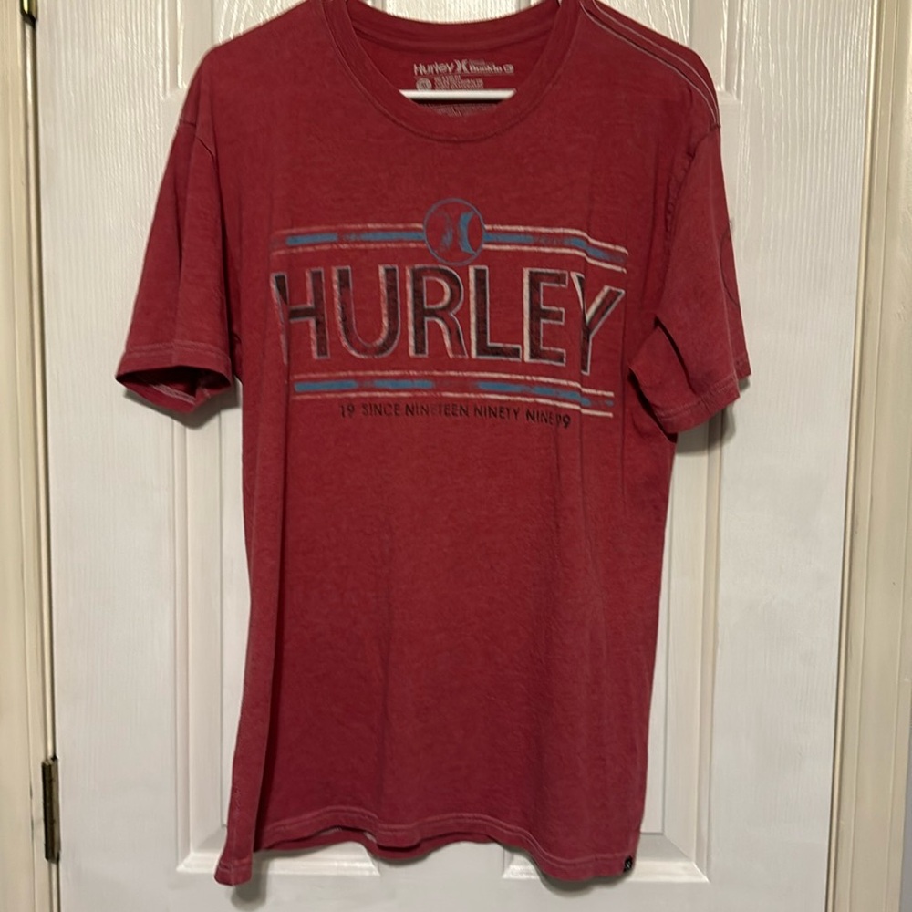 Hurley men’s short sleeve shirt, size medium
